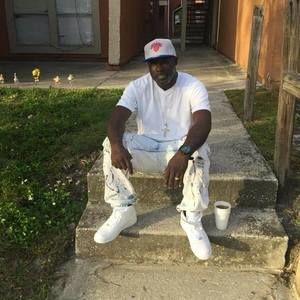 Meet your Posher, Shaebo